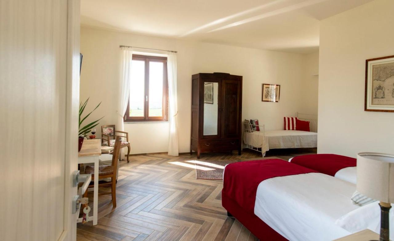 Le Vecchie Persiane - Bed & Breakfast Diano dʼAlba Eksteriør billede